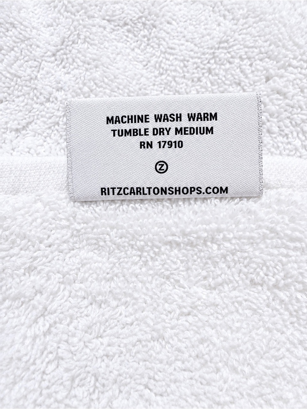 Bath Sheets White Cotton | The Ritz-Carlton | Set of 2 - Picture 5 of 9